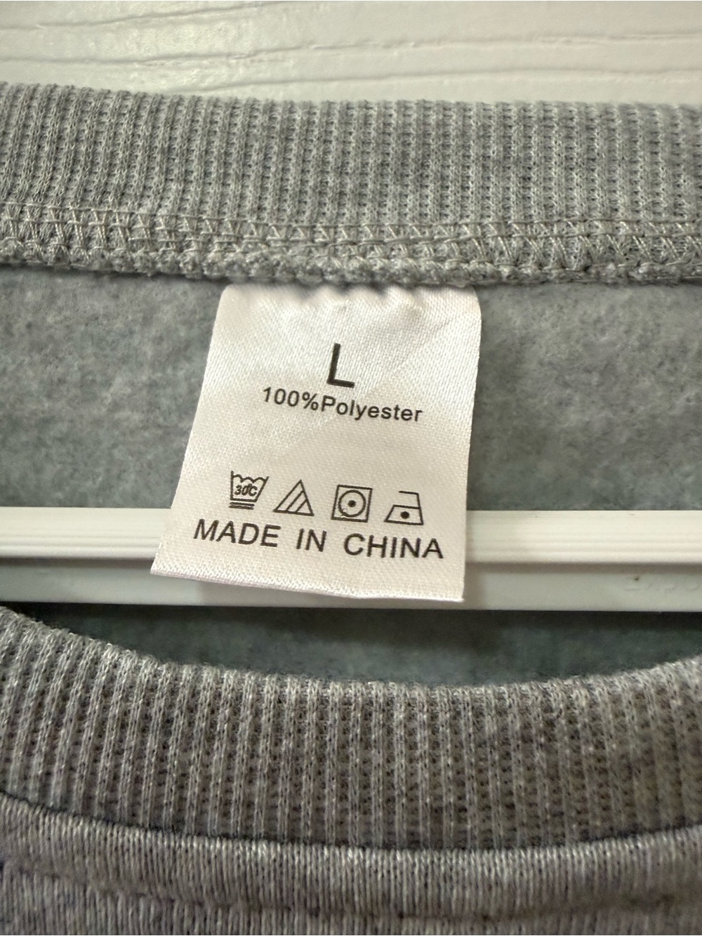 Bookworm Graphic Sweatshirt Gray Crewneck Size L – Cozy Reader Pullover - Picture 3 of 7